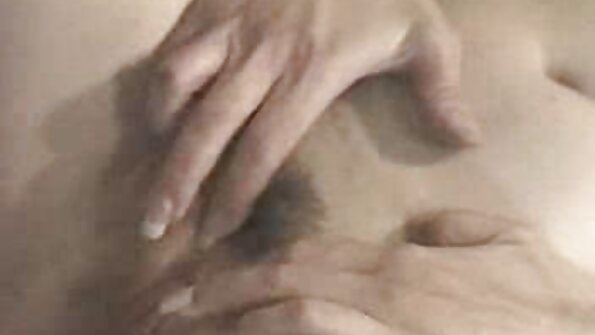 Dana Dearmond iku bojo slutty saka boss Keiran nanging ora bisa nolak